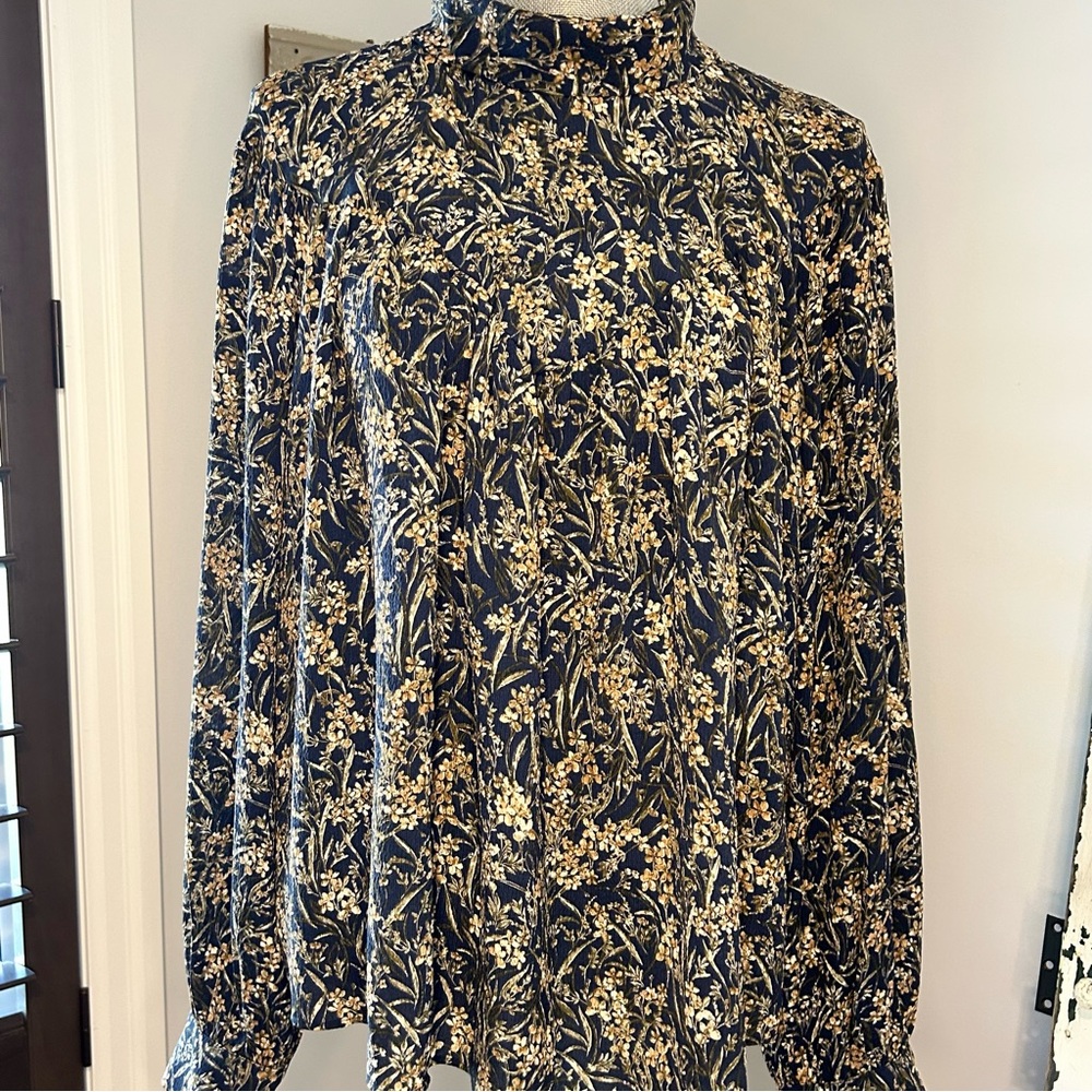 RW&CO Long Sleeve Romantic Navy Floral Poet Style Blouse Mock Neck Size XL